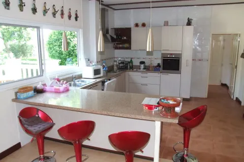 House in Pak Chong, Thailand 4 bedrooms № 148756 - photo 9