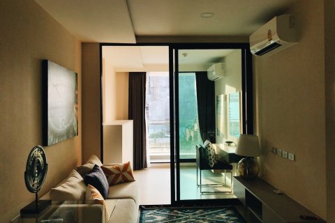 Кондоминиум с 2 спальнями в Клонг Тоэй, Бангкок, Таиланд № 155835 - фото 1