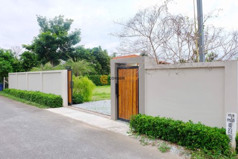 Земельный участок на Пляж Джомтьен, Паттайя, Таиланд  № 152364 - фото 2