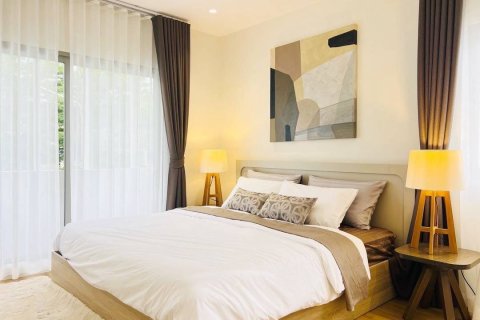 Villa in Kathu, Thailand 4 bedrooms № 147681 - photo 16