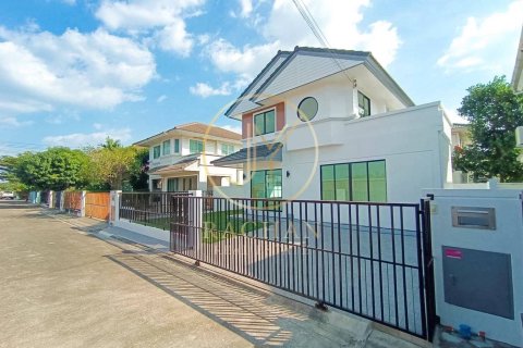 Дом в Банг Яйе, Таиланд с 4 спальнями № 155997 - фото 2