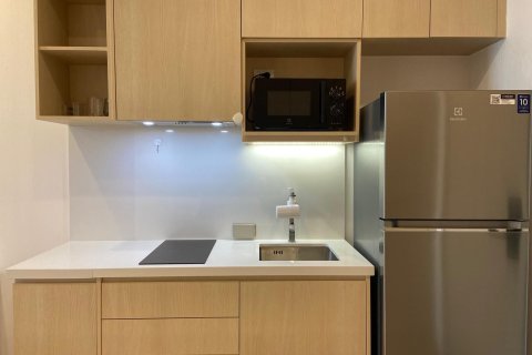 Студия в кондо в Ваттхане, Бангкок, Таиланд № 155996 - фото 3