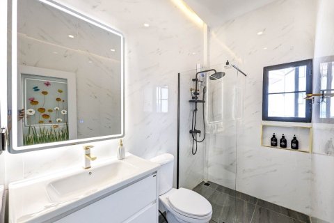 House in Pattaya, Thailand 7 bedrooms № 156000 - photo 18