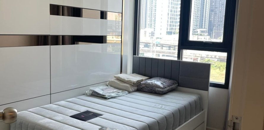 Кондоминиум с 2 спальнями в Хуай Кванге, Бангкок, Таиланд № 150073