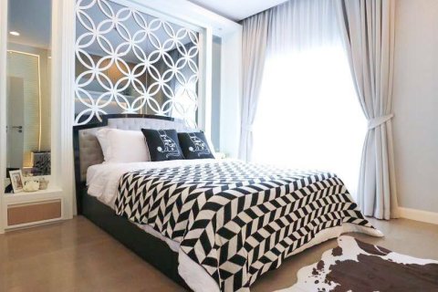 Студия в кондо в Клонг Тоэй, Бангкок, Таиланд № 150076 - фото 6