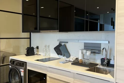 Кондоминиум с 2 спальнями в Патхум Ване, Бангкок, Таиланд № 136212 - фото 3