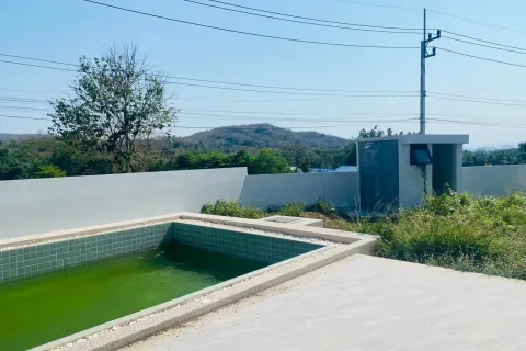 House in Hua Hin, Thailand 3 bedrooms № 155075 - photo 25