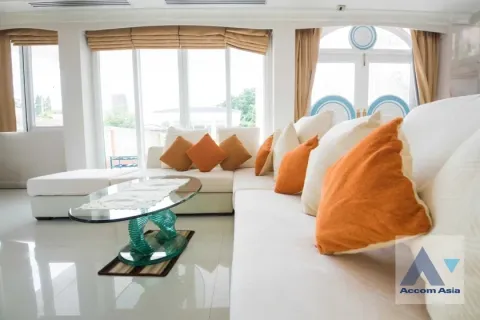 Haus in Bang Kapi, Bangkok, Thailand 5 Schlafzimmer № 217027 - Foto 3