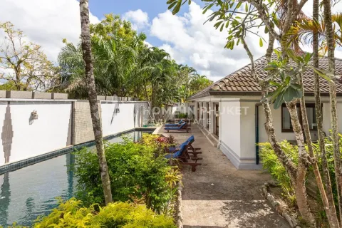 House in Kathu, Thailand 4 bedrooms № 146650 - photo 28