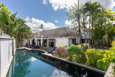 House in Kathu, Thailand 4 bedrooms № 146650 - photo 2