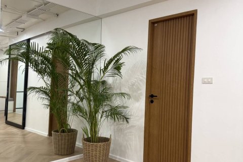 Condo à Bangkok, Thaïlande, 3 chambres  № 181113 - photo 13