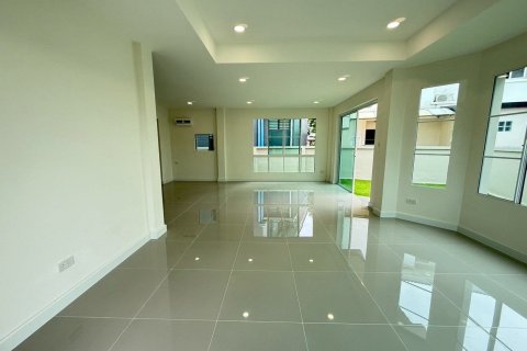 Дом в Нонтхабури, Таиланд с 3 спальнями  № 154085 - фото 4