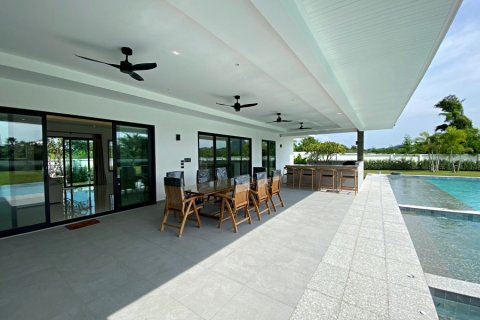 Villa à Pran Buri, Thaïlande 4 chambres № 168437 - photo 8