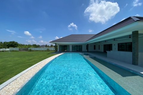 Villa à Pran Buri, Thaïlande 4 chambres № 168437 - photo 2