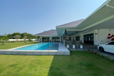 Villa à Pran Buri, Thaïlande 4 chambres № 168436 - photo 3