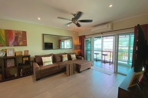 Condo in Hua Hin, Thailand, 2 bedrooms  № 168435 - photo 11