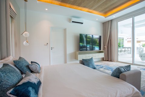 Villa à Hua Hin, Thaïlande 4 chambres № 168440 - photo 29