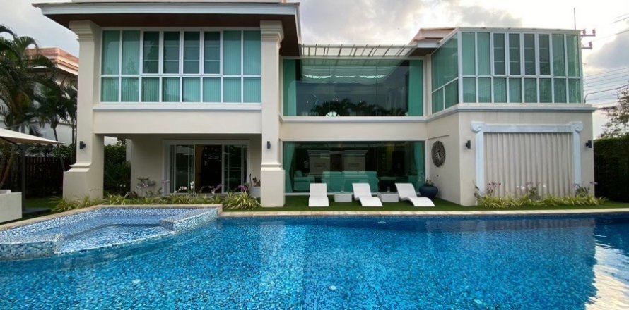 Villa à Hua Hin, Thaïlande 4 chambres № 168439