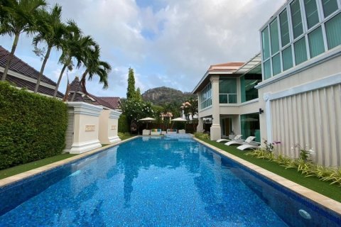 Villa à Hua Hin, Thaïlande 4 chambres № 168439 - photo 4