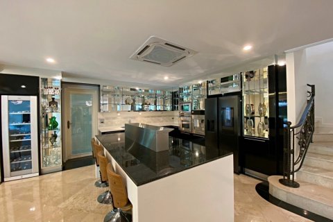 Villa à Hua Hin, Thaïlande 4 chambres № 168439 - photo 15