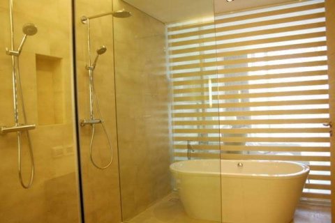 Condo in Pathum Wan, Bangkok, Thailand, 3 bedrooms  № 160943 - photo 9