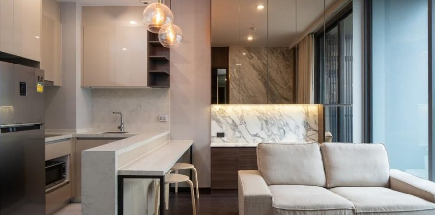 Studio in the Condo in Watthana, Bangkok, Thailand  № 161316