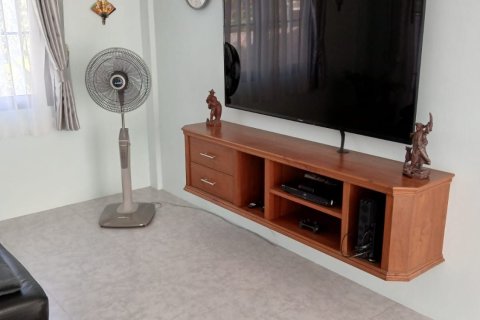 House in Kathu, Thailand 3 bedrooms № 155199 - photo 5