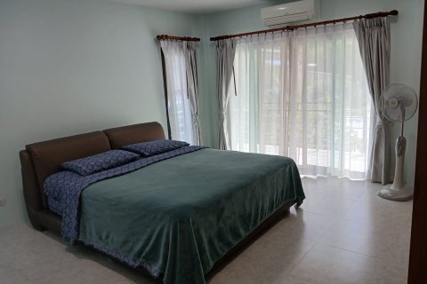 House in Kathu, Thailand 3 bedrooms № 155199 - photo 4
