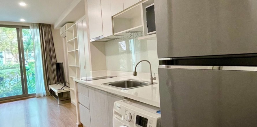 Studio in the Condo in Chiang Mai, Thailand № 169060