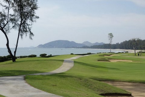 House in Hua Hin, Thailand 6 bedrooms № 180758 - photo 13