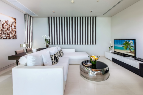 House in Phuket, Thailand 5 bedrooms № 180759 - photo 20