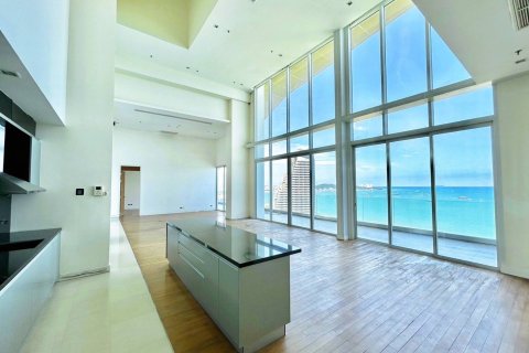 Penthouse in Pattaya, Thailand 4 bedrooms № 180764 - photo 3