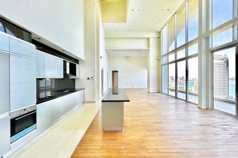 Penthouse in Pattaya, Thailand 4 bedrooms № 180764 - photo 5