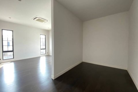 Villa in Suan Luang, Bangkok, Thailand 5 bedrooms № 134091 - photo 6