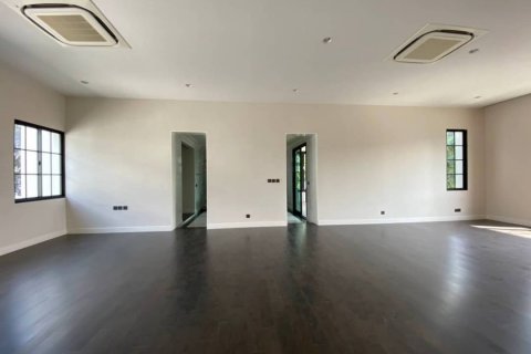 Villa in Suan Luang, Bangkok, Thailand 5 bedrooms № 134091 - photo 10