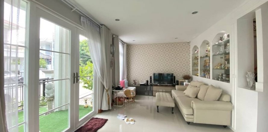 Вилла в Правете, Бангкок, Таиланд с 4 спальнями  № 134087