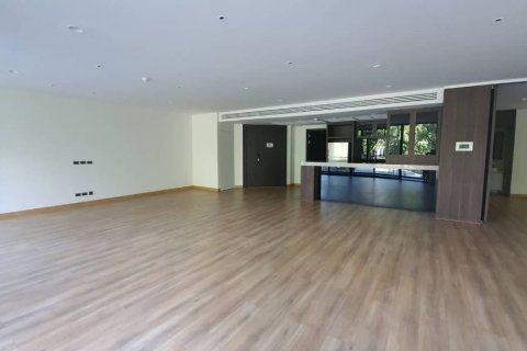 Condo à Watthana, Bangkok, Thaïlande, 3 chambres  № 134092 - photo 2