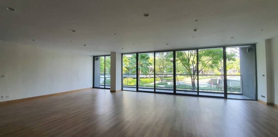 Condo à Watthana, Bangkok, Thaïlande, 3 chambres  № 134092