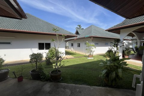 Apartment in Phuket, Thailand 2 bedrooms № 154727 - photo 12