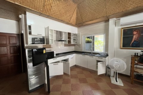 Apartment in Phuket, Thailand 2 bedrooms № 154727 - photo 4