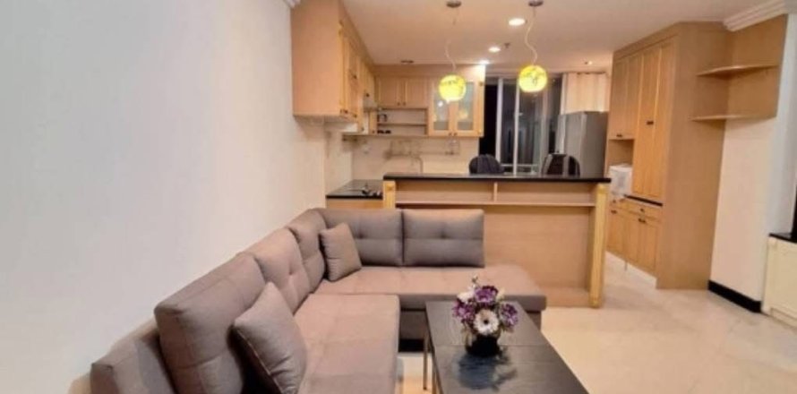 Студия в кондо в Ваттхане, Бангкок, Таиланд № 154728