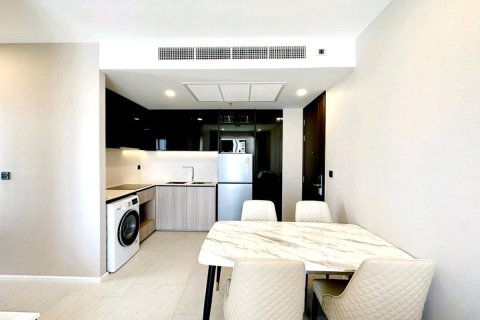 Кондоминиум с 2 спальнями в Патхум Ване, Бангкок, Таиланд № 154724 - фото 6