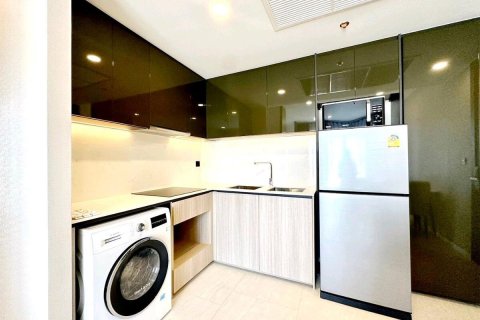 Кондоминиум с 2 спальнями в Патхум Ване, Бангкок, Таиланд № 154724 - фото 11