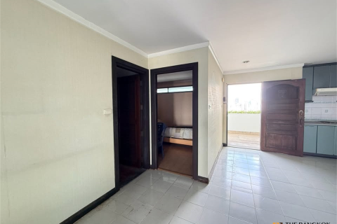 Condo in Bangkok, Thailand, 2 bedrooms № 188855 - photo 10