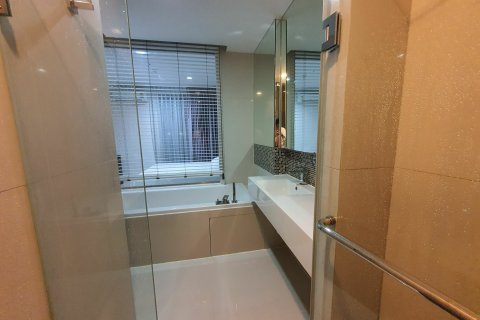 Студия в кондо в Клонг Тоэй, Бангкок, Таиланд № 155095 - фото 13