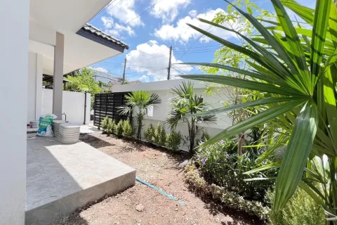 House in Phuket, Thailand 3 bedrooms № 155097 - photo 13