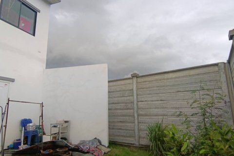 Townhouse in Pathum Thani, Thailand 2 bedrooms № 163457 - photo 5