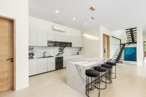 Вилла в Пхукете, Таиланд с 4 спальнями  № 163458 - фото 15