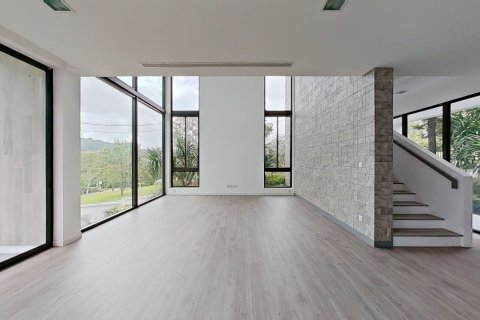 House in Phuket, Thailand 2 bedrooms № 163456 - photo 9