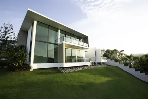 House in Phuket, Thailand 2 bedrooms № 163456 - photo 1